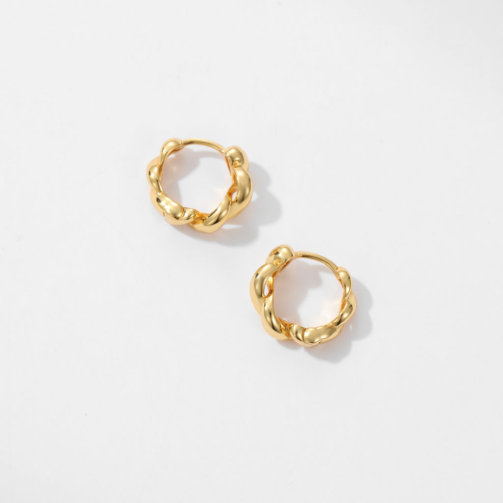 Twisted Hoop Gold